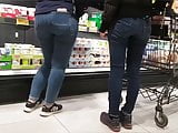 Teen ass and mom ass in tight jeans