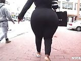 Massive ass of black girl in spandex.