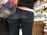 Tight ass in levis jeans blond