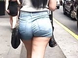 candid thick ass latina shorts